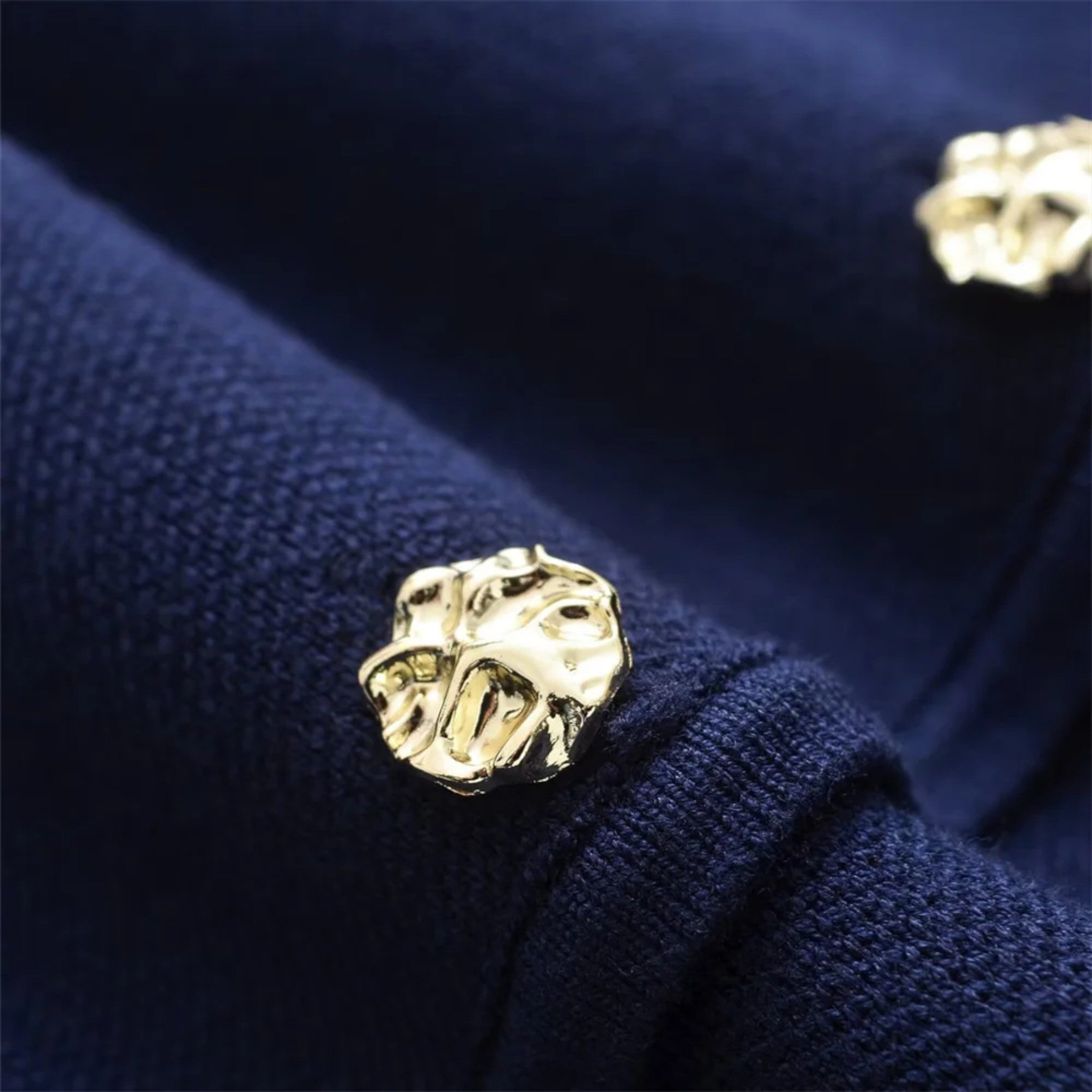 FEMUREA | Women’s Knitted Cardigan – Short Fitted Button-Up