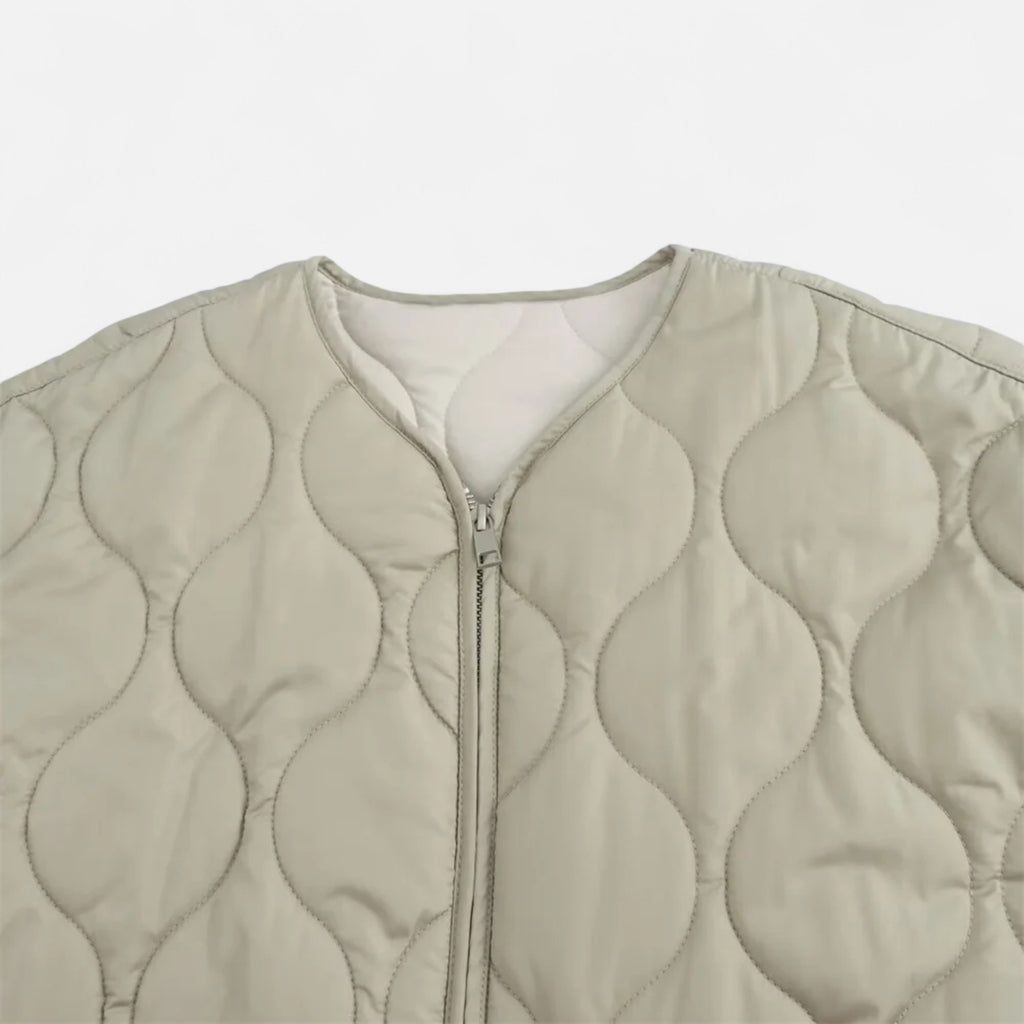 FEMUREA | Women’s Vintage Jacket – Curled Edge Elegance