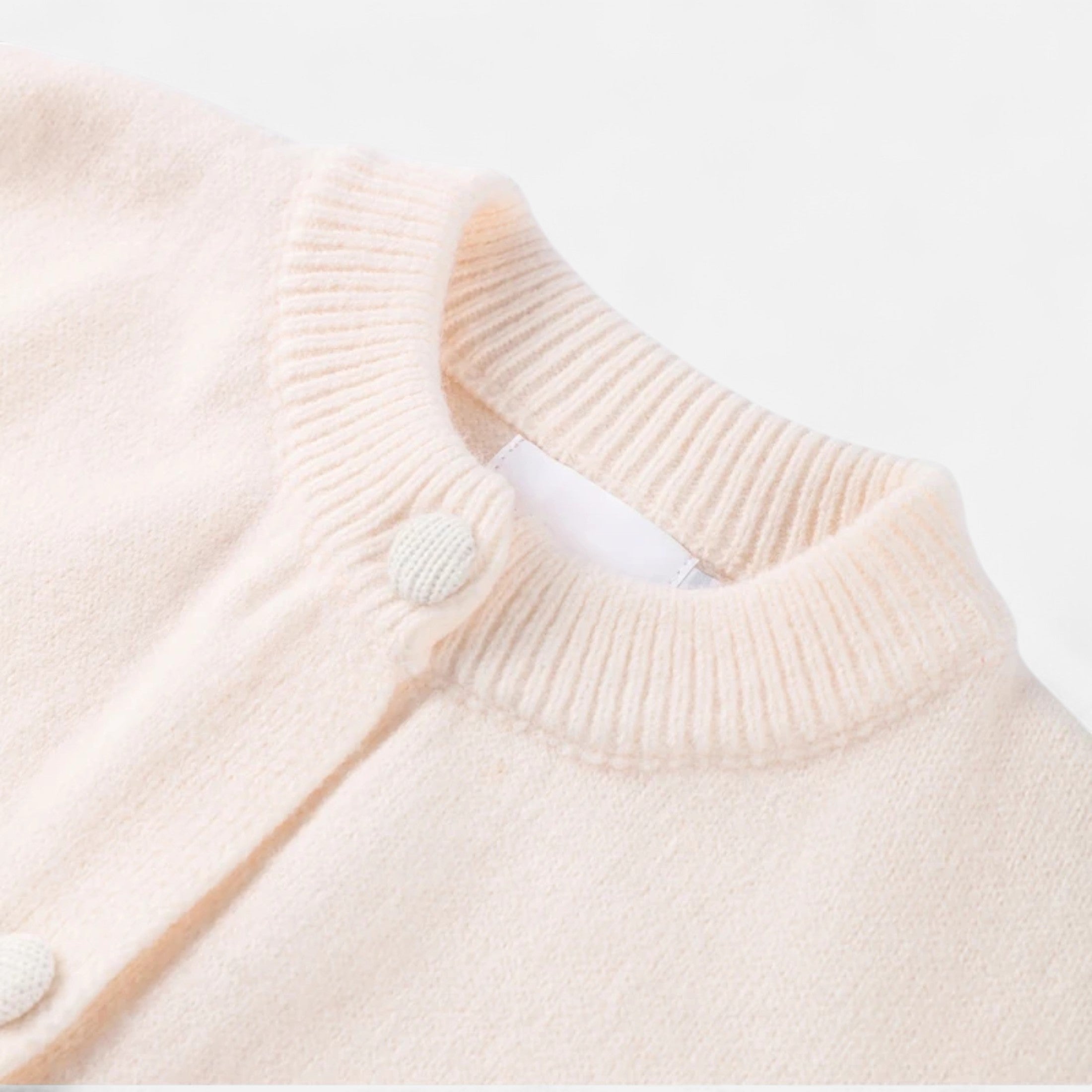 FEMUREA | Women’s Knitted Cardigan – Button-Up with Pockets